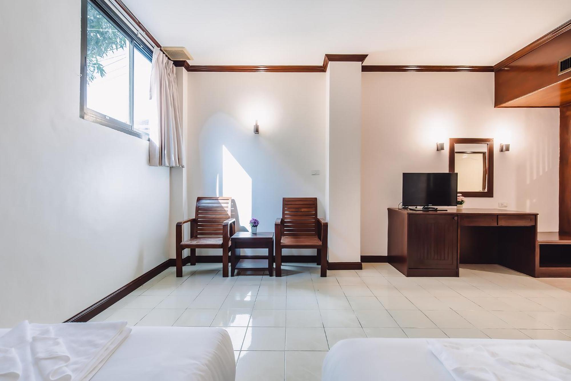 Bauman-Ville Hotel Patong Extérieur photo