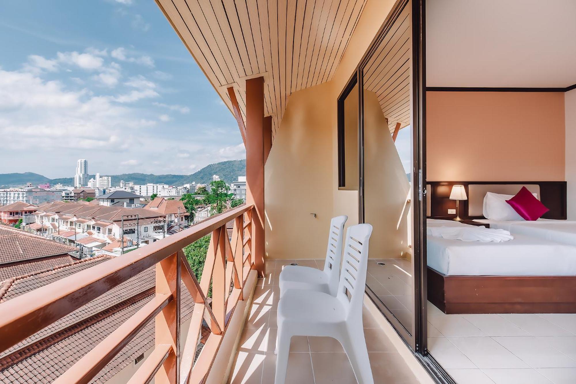 Bauman-Ville Hotel Patong Extérieur photo