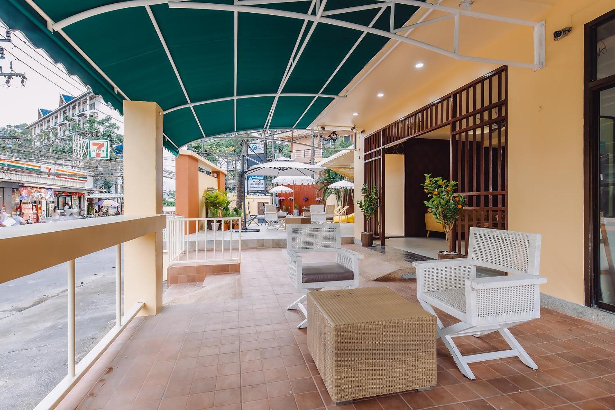 Bauman-Ville Hotel Patong Extérieur photo
