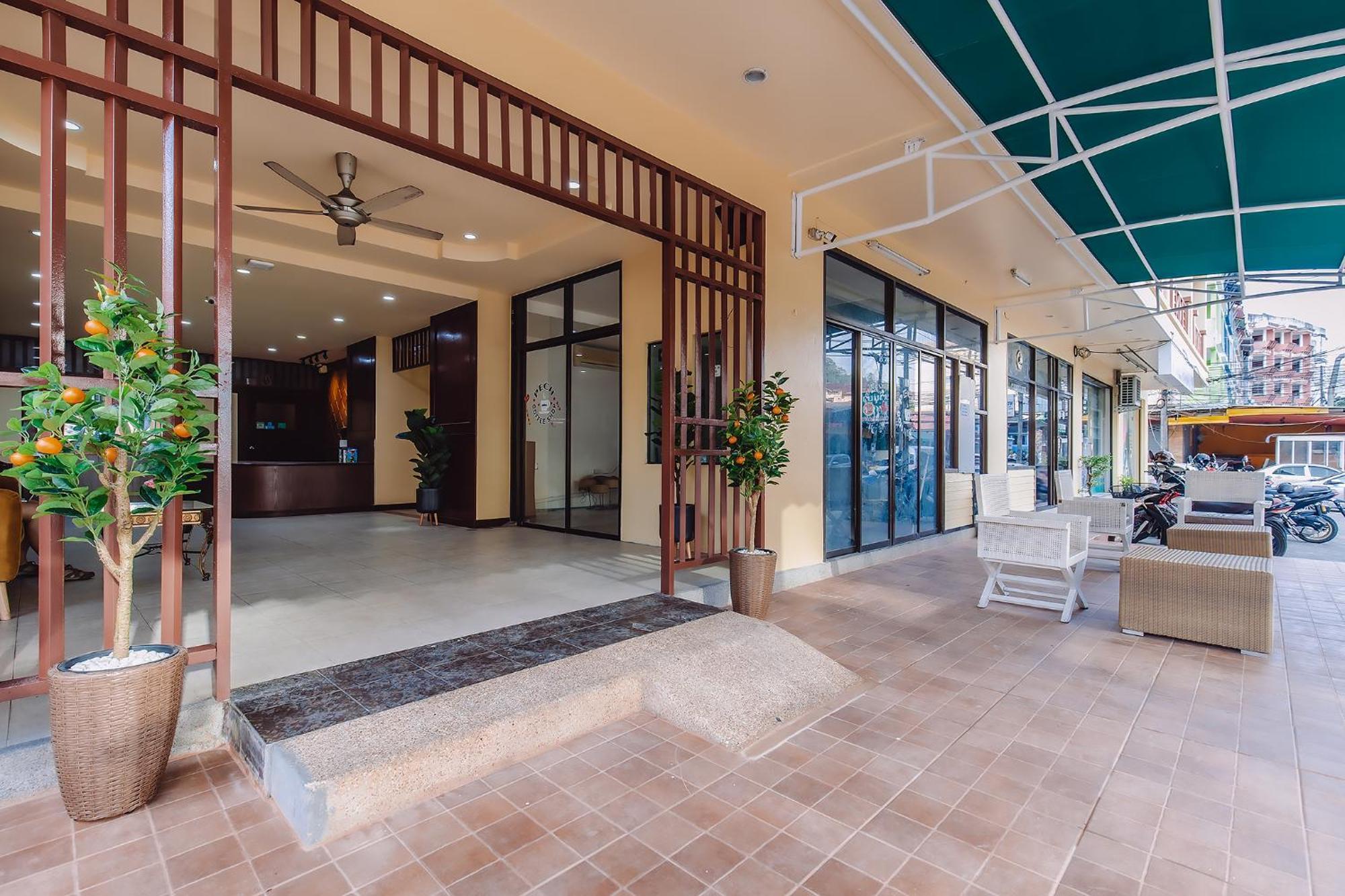 Bauman-Ville Hotel Patong Extérieur photo